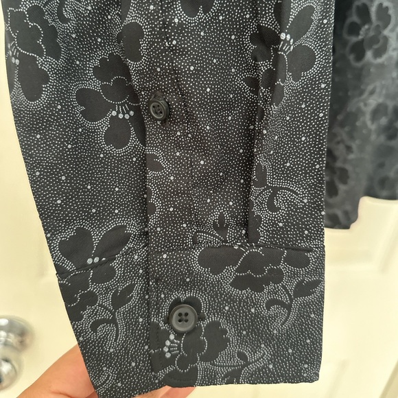 Express Black Print Everyday Performance Dress Shirt - Picture 2 of 5